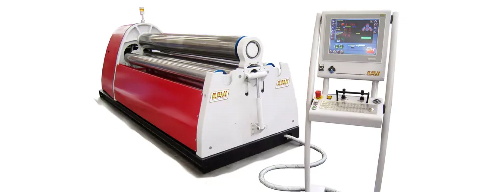 Calandratrice CNC per calandratura lamiera conto terzi con precisione e controllo CNC.